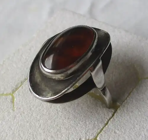 eleganter 835er Sterling Silber Ring Bernstein mit verziertem Ringkopf (163227)