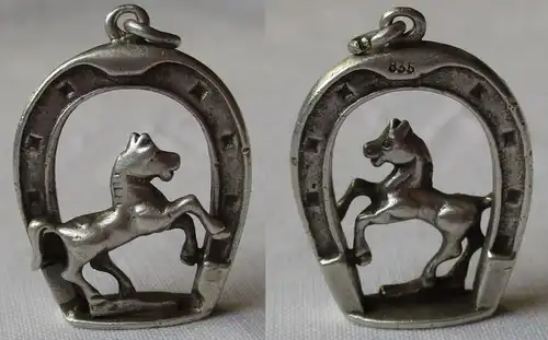 charmanter 835er Silber Künstler Anhänger Hufeisen mit Pferd (162982)