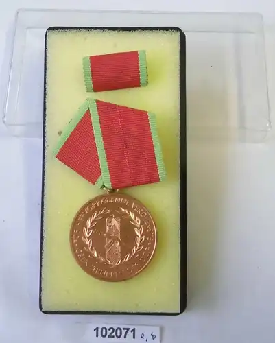 DDR Verdienstmedaille der Grenztruppen Bronze im Originaletui (102071)