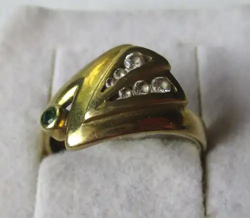 charmanter Damen Ring aus 333er Gold mit weißen und grünen Edelsteinen (129480)