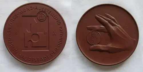 DDR Medaille Meissner Porzellan 4.Bezirksmünzausstellung Berlin 1977 (149509)