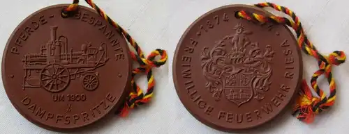 DDR Porzellan Medaille 100 Jahre Freiwillige Feuerwehr Riesa 1874-1974 (149703)