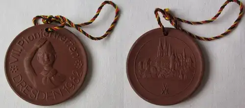 DDR Meissner Porzellan Medaille VII. Pioniertreffen Dresden 1982 (135764)