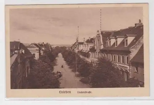 48204 Ak Eisleben Lindenstrasse mit Kreissparkasse um 1930