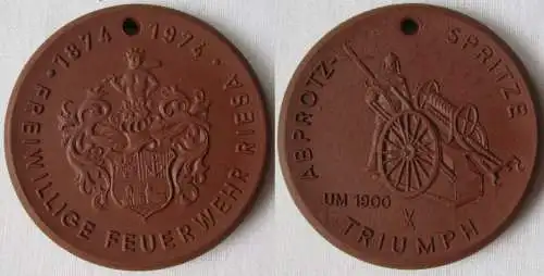 DDR Medaille Meissner Porzellan Freiwillige Feuerwehr Riesa 1874-1974 (145079)
