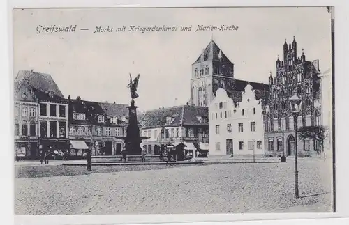 52421 Ak Greifswald Markt mit Kriegerdenkmal und Marien Kirche 1911