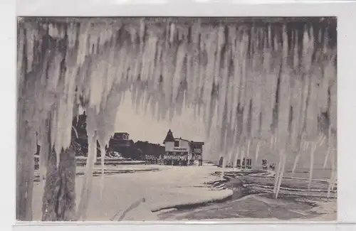 19376 Ak Familienbad Koserow Usedom im Winter 1925