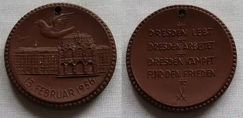 DDR Porzellan Medaille Dresden 13. Februar 1956 (149460)
