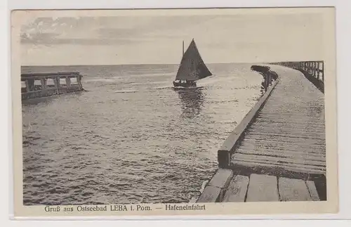 58429 Ak Gruß aus Ostseebad Leba Łeba in Pommern Hafeneinfahrt um 1930