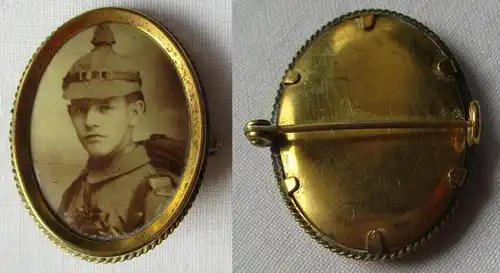 Elegante vergoldete Brosche mit Soldatenporträt 1.Weltkrieg (132850)