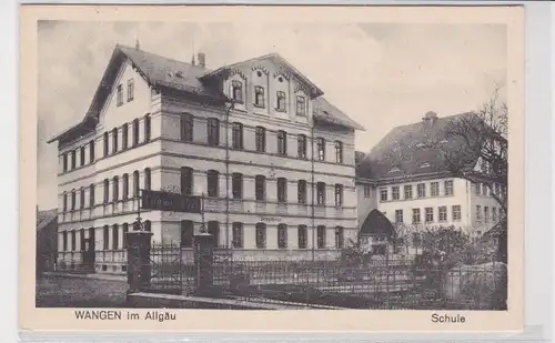 75243 Ak Wangen im Allgäu Schule um 1930