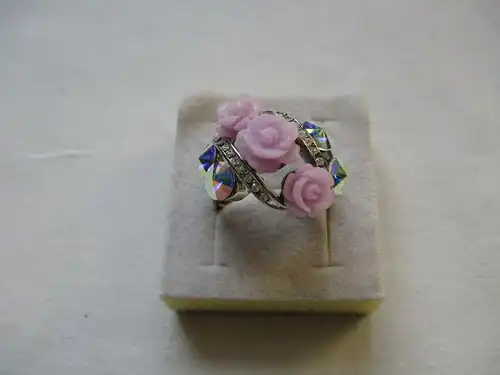 auffälliger schillernder Damen-Ring Modeschmuck mit 3 rosa Rosen (120146)