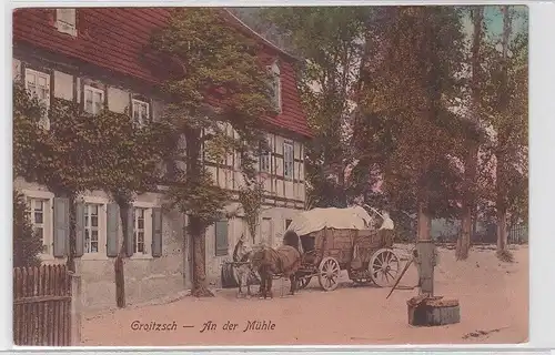 79874 AK Groitzsch - An der Mühle davor Pumpbrunnen und Pferdefuhrwerk