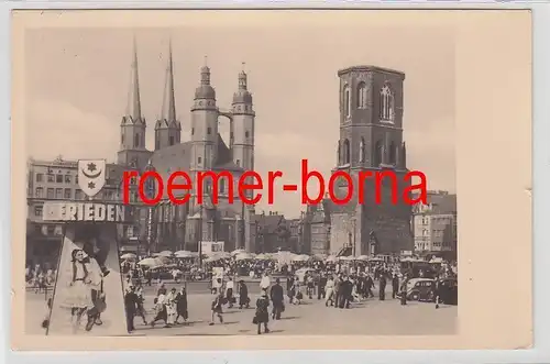 77259 Ak Der Markt zu Halle Markttag 1955
