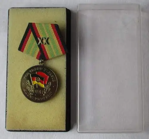 Medaille für treue Dienste in den Grenztruppen der DDR Gold f. 20 Jahre (100973)