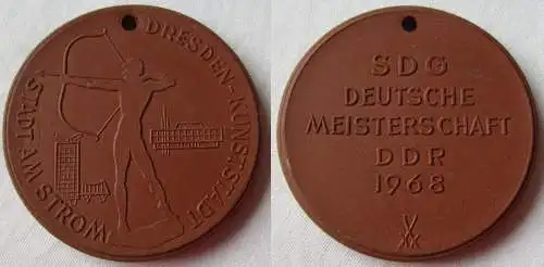 seltene DDR Porzellan Medaille Dresden SDG Deutsche Meisterschaft 1968 (156832)