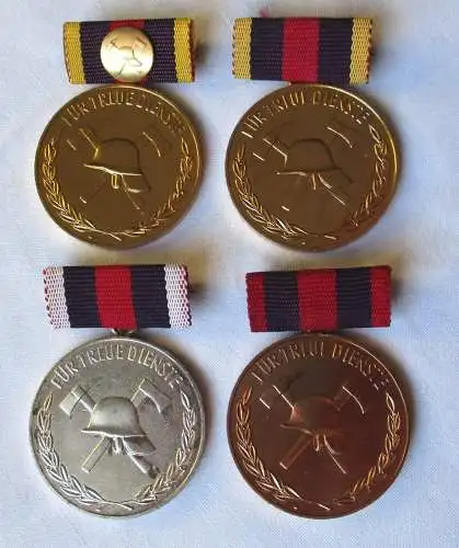 4 x DDR Medaille für treue Dienste freiwillige Feuerwehr (126391)