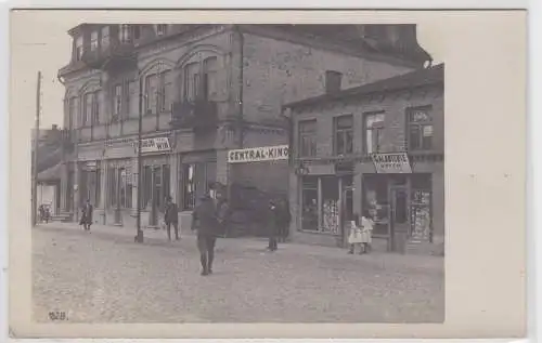 87429 Foto Ak Kowel Ukraine Luckerstraße mit Central Kino um 1915