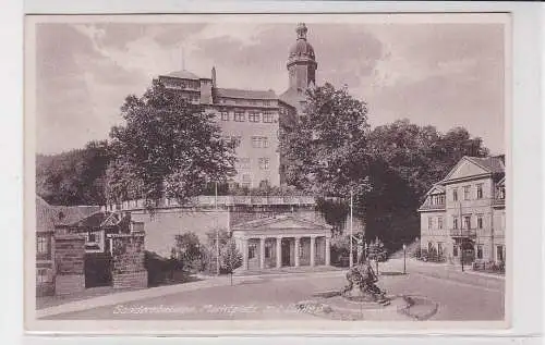 39051 Ak Sondershausen - Marktplatz mit Schloss 1928