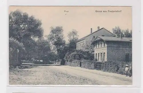 71298 Ak Gruss aus Fredersdorf - Straßenansicht mit Post 1910