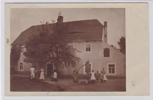 90815 Foto AK Bauernhaus in Röderau 1907