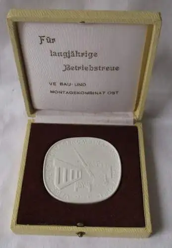 DDR Medaille VEB Bau- und Montagekombinat Ost Frankfurt - Betriebstreue (124867)