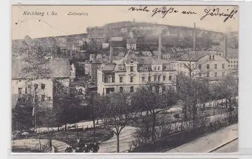 92752 AK Kirchberg in Sachsen - Lutherplatz mit Totalansicht Kirchberg 1918