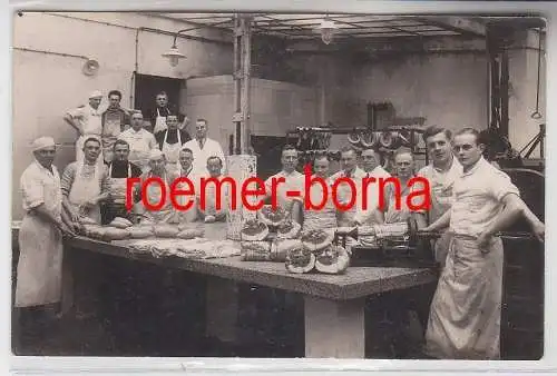 75885 Foto Ak Koblenz Metzgerei Fleischerei Mitarbeiter um 1920