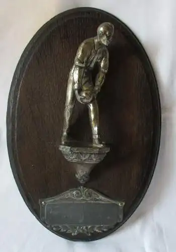 Plakette 2. Preis im Kegeln plastische Figur auf Holzteller um 1930 (132223)