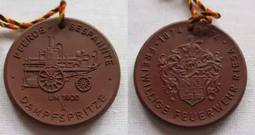 DDR Porzellan Medaille 100 Jahre Freiwillige Feuerwehr Riesa 1874-1974 (149570)