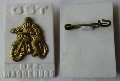 DDR Abzeichen GST Festabzeichen Bezirk Magdeburg Kradfahrer (135867)