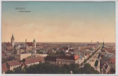 18277 Ak Dessau - Blick von oben auf die Kavalierstraße um 1910