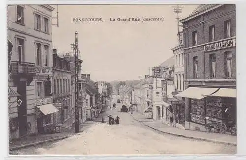 86644 Ak Bonsecours (Seine-Maritime) La Grand Rue (descente) um 1900