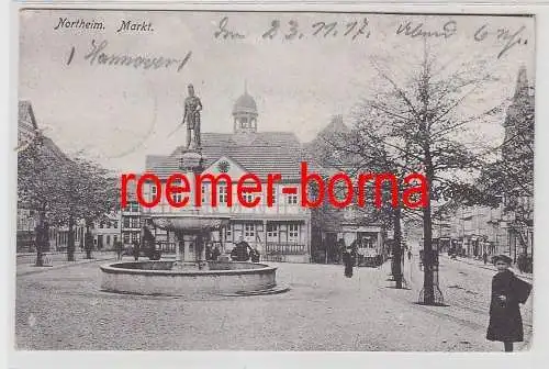 45967 Ak Northeim Markt mit Brunnen 1917