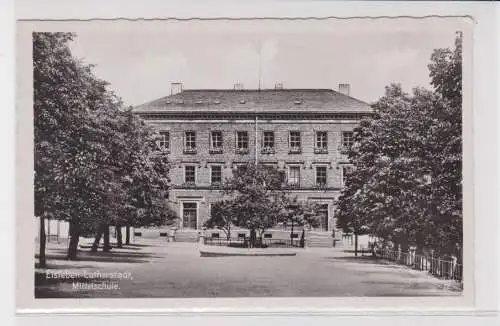 906556 Ak Eisleben-Lutherstadt - Partie vor der Mittelschule um 1910