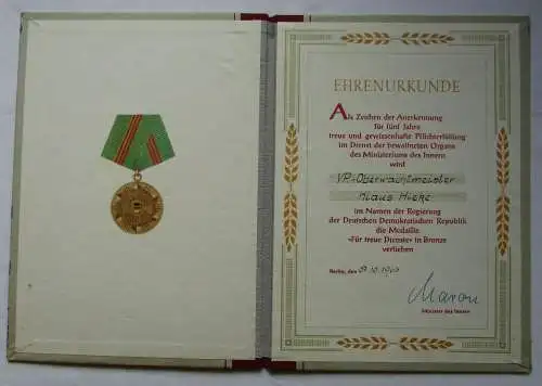 DDR Urkunde Medaille für Treue Dienste in den bewaffneten Organen MdI (101592)