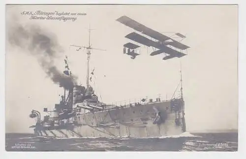 99643 AK S.M.S. "Thüringen" begleitet von einem Marine-Wasserflugzeug