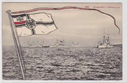99538 Ak Kiel - Kriegshafen von Bellevue aus mit Kriegsschiffen und Reichsfahne