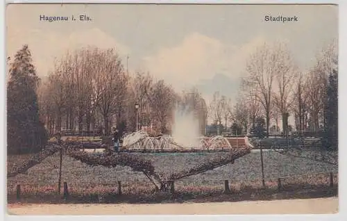 99645 Feldpost AK Hagenau im Elsass - Stadtpark mit Springbrunnen 1915