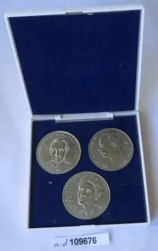 Etui mit 3 Medaillen Ministerium für Staatssicherheit im Etui (109676)