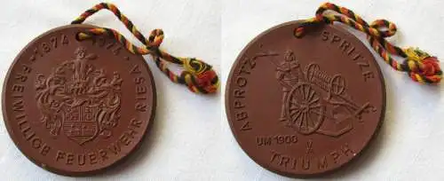 DDR Medaille Meissner Porzellan Freiwillige Feuerwehr Riesa 1874-1974 (149375)