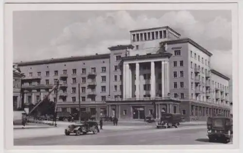 901877 Ak Smolensk - Blick auf das neue Hotel um 1950