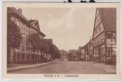 54239 Ak Springe a. D., Straßenansicht Langestraße, Fachwerkhäuser, um 1920