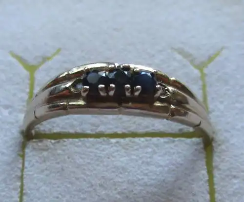 eleganter 333er Gold Ring mit 3 Saphiren + 2 Diamanten (119246)