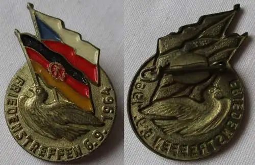 seltenes  DDR Abzeichen Friedenstreffen DDR CSSR 6.9.1964 mit Taube (102108)