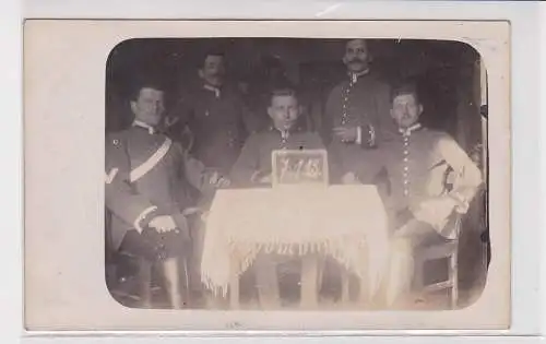 04542 Foto Ak Militär München Soldaten auf der Stube am 7.1.1913