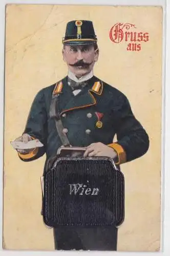 62139 Leporello Ak Gruß aus Wien mit Briefträger / Postbote 1910