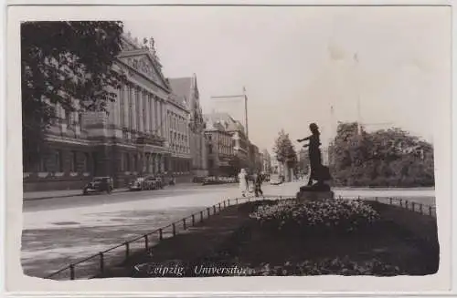 79651 Foto Ak Leipzig Universität mit Autos davor um 1930