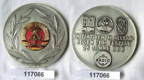 seltene DDR Medaille Initiativen im Alltag Rosen zum Festtag 1974 (117066)