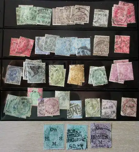 kleine Briefmarkensammlung mit 61 alten Briefmarken Indien (140402)